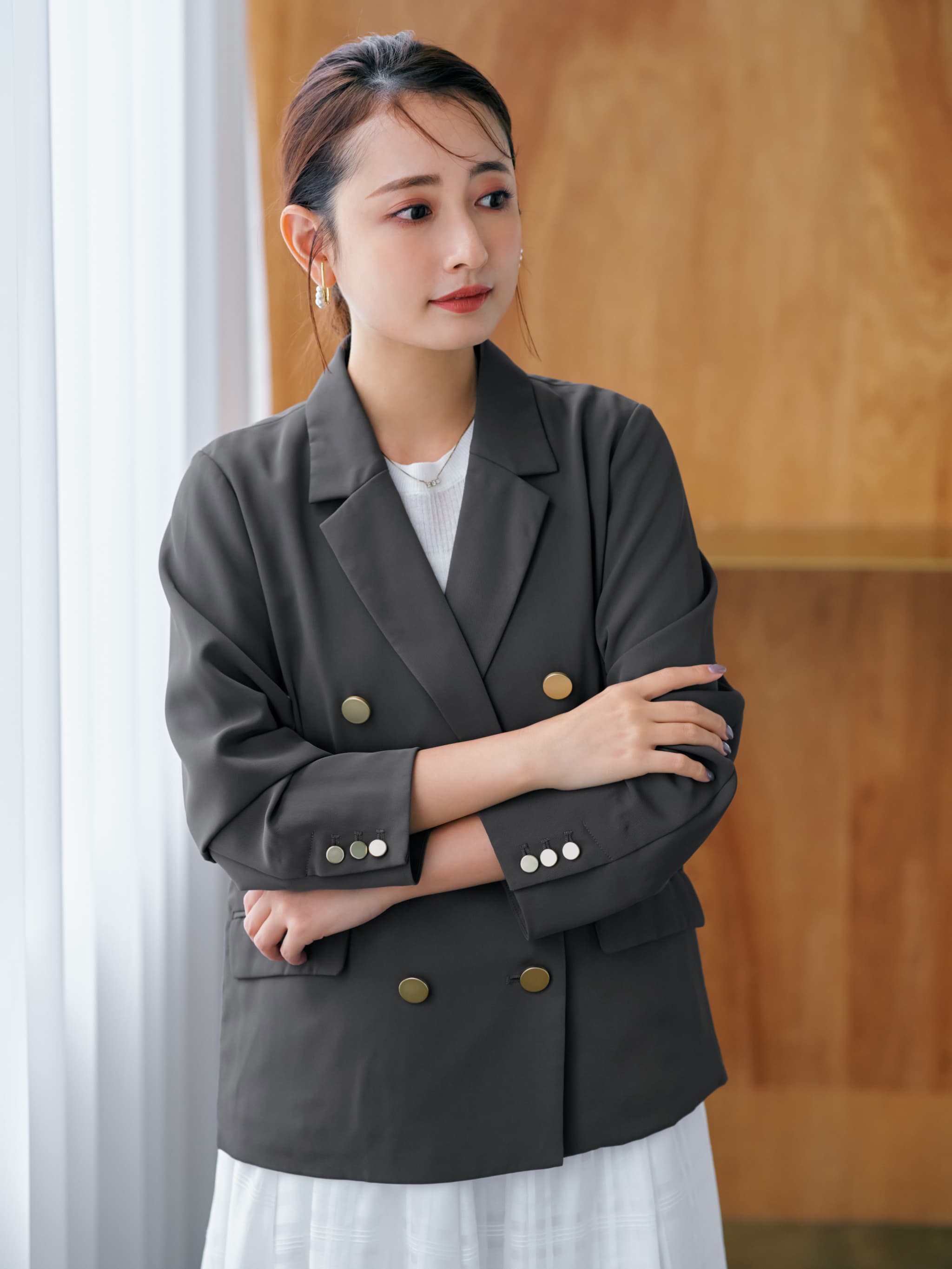 ゴールドボタンダブルジャケット | 小柄・低身長女性向けファッション