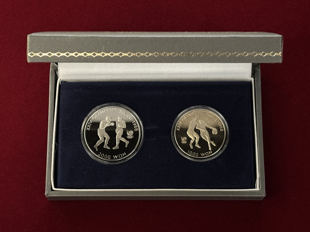 韓国】1988年ソウルオリンピック記念 コインセット 2枚組 1986［C