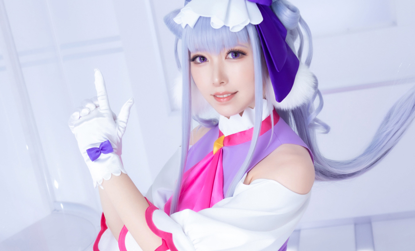 コスプレイヤーLena『HUGっと！プリキュア』キュアアムールの