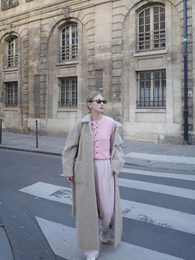 発売中のおすすめアイテムを松本恵奈着用でご紹介。”WAIST FRILL ONE