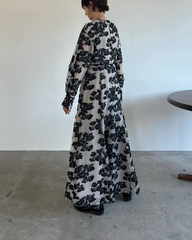 松本恵奈のMUST BUY-9月9日（金）発売の”FLOW FLOWER JACQUARD ONE