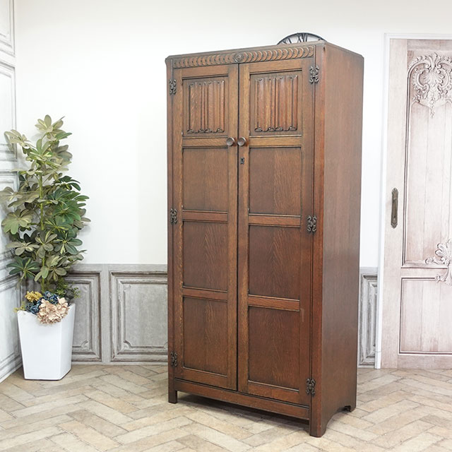 1940年頃 オーク材 イギリス アンティーク・ワードローブ antique80030