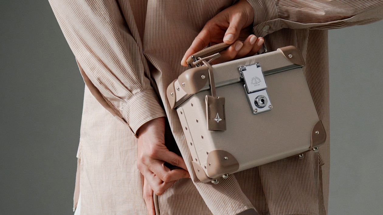 Handbag.jpg?v=1753103138361&