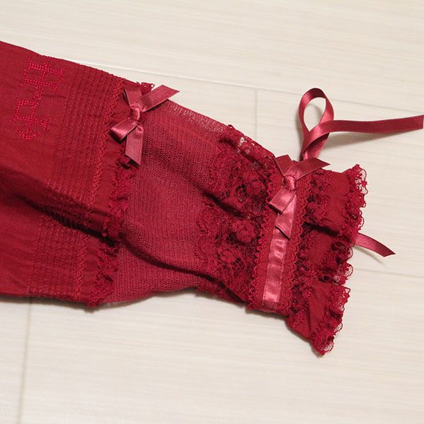 赤レース&サテンリボンローンオーバーブラウス - ピンクハウス通販