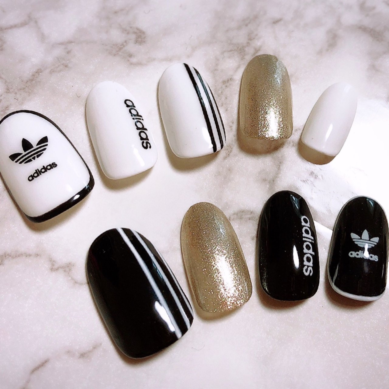 ハンド/ブランド柄/モノトーン/ジェルネイル/ネイルチップ - Suzu886の