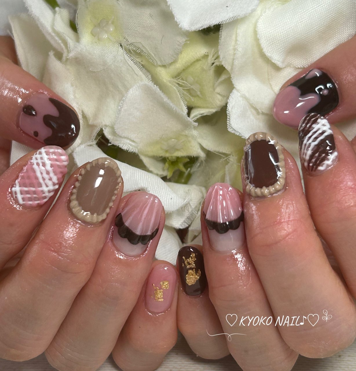 バレンタイン/ハンド/ぷっくり/ショート/ラウンド - Kyoko nailの