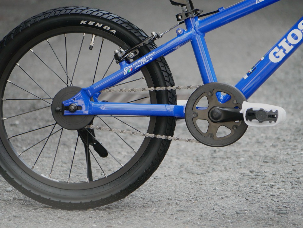 サイクルショップカンザキ千里店 / 【取寄せ可能】GENOVA 18（ジェノア