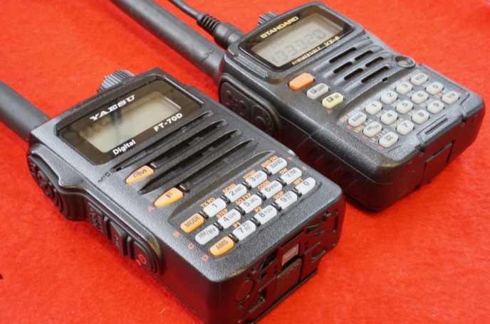 12262YAESU FT-70D トランシーバー マイクセットエアバンドSP