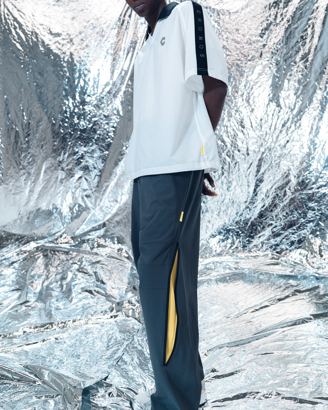 CRONOS HYBRID WIDE TECH PANTS【D.GRAY】