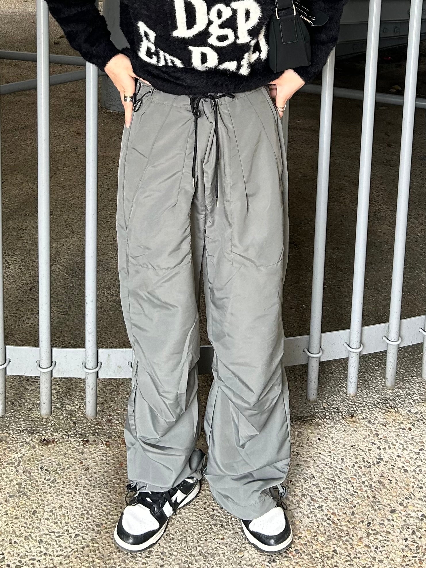 カーキナイロンパンツ DPA61294 – CRAMMY