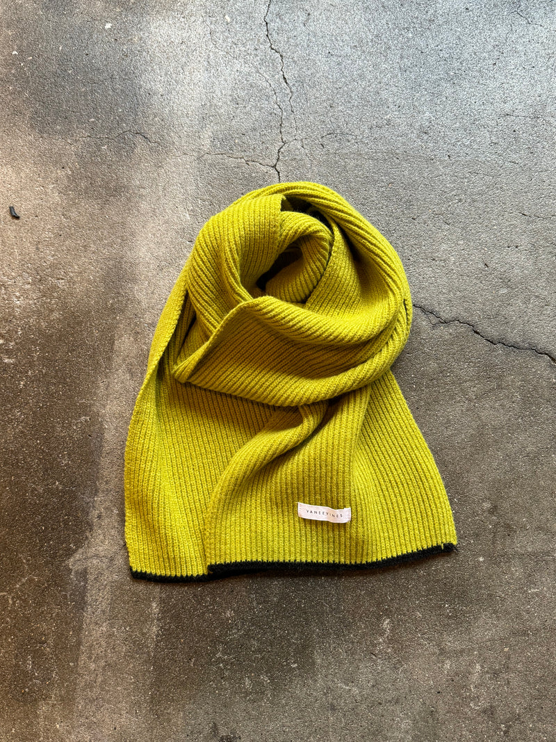 バイカラーニットマフラー DPB85011 – CRAMMY