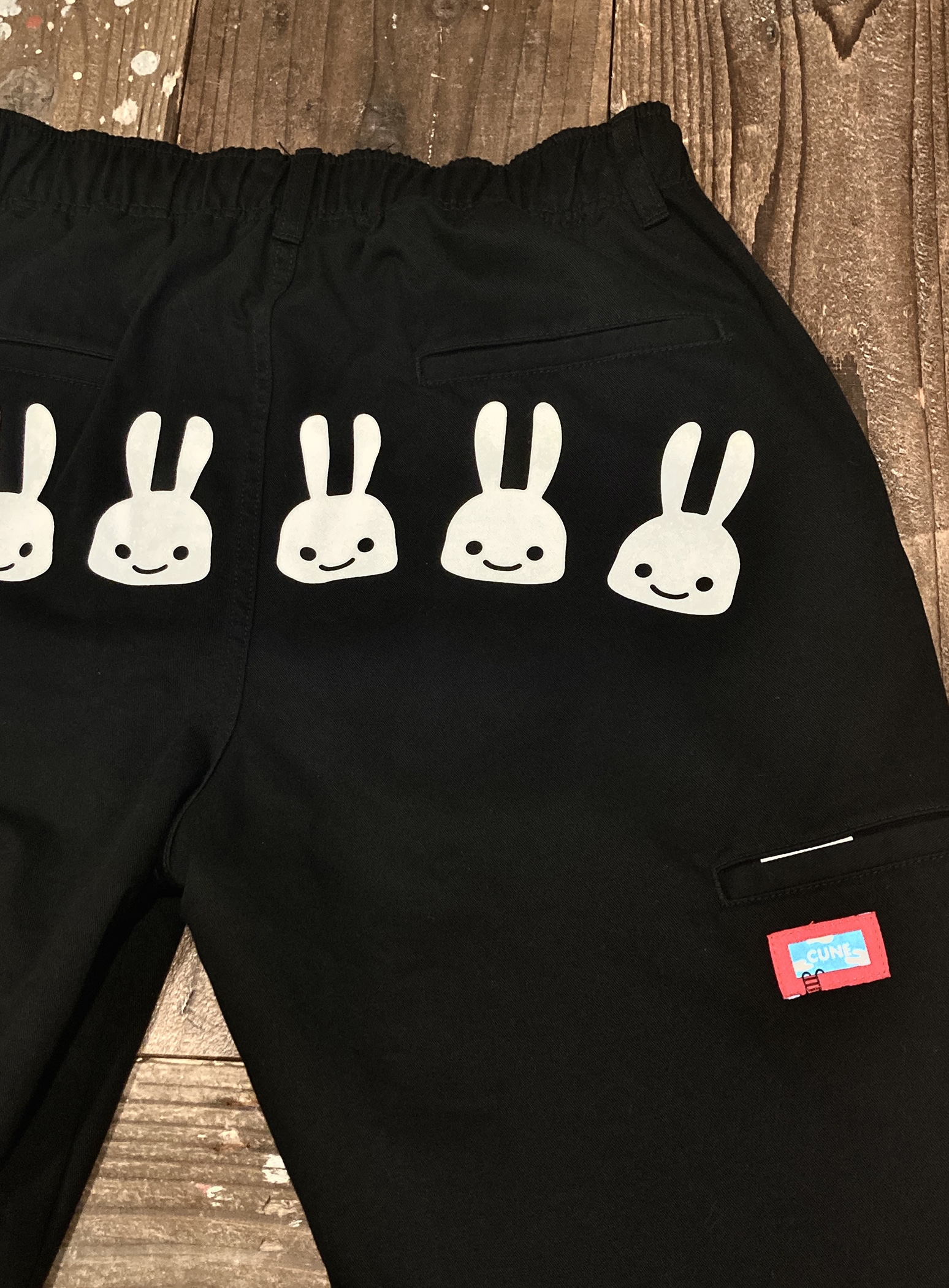 ゴムチノパン｜ウサギがいる｜CUNE ONLINE STORE
