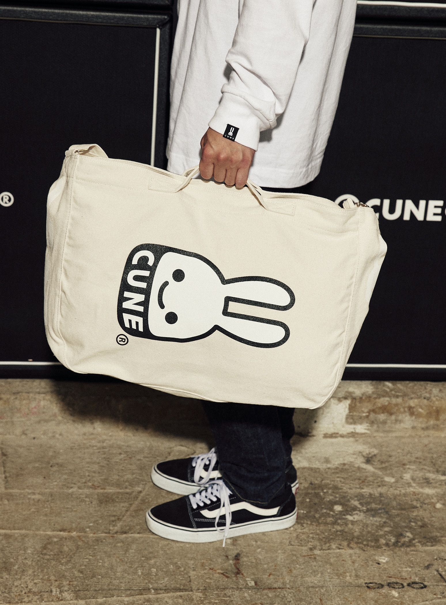 プリント2WAYバッグ CUNEウサギ｜ウサギがいる｜CUNE ONLINE STORE