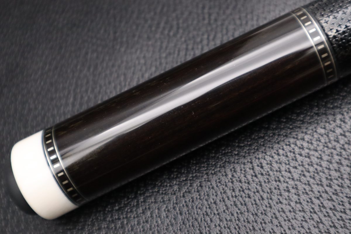 Cognoscenti | カスタムキュー｜イリス