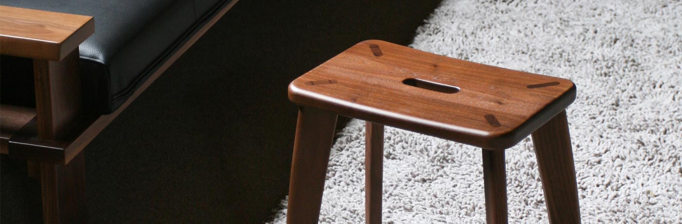 無垢スツール | 旭川・飛騨・府中などが作る国産家具 | MUKU工房