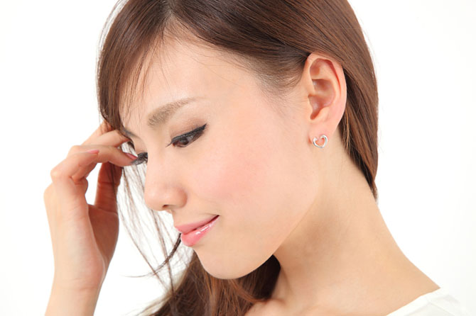 送料無料】 TIFFANY & Co. テンダネスハートピアス 並行輸入品