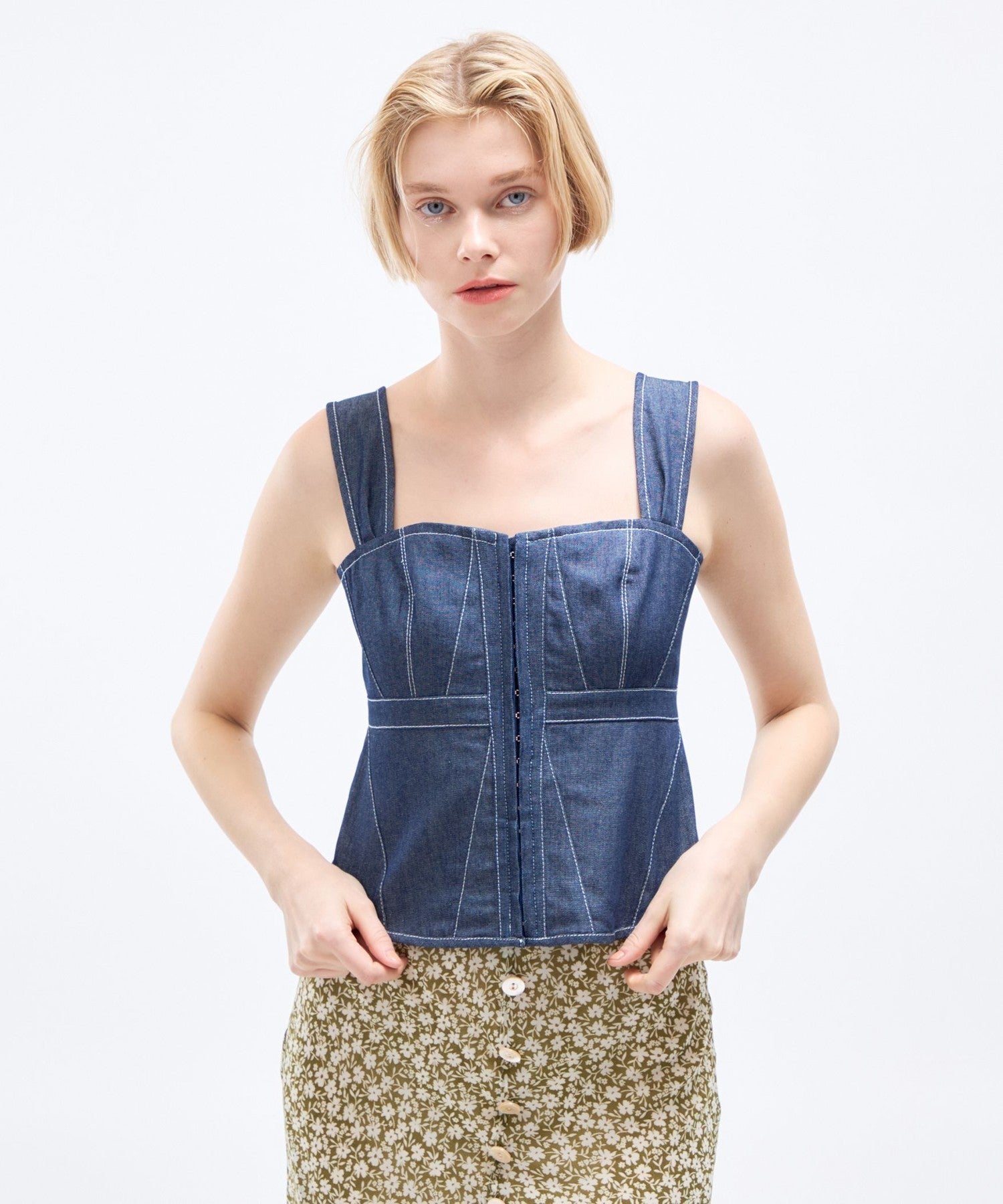 レースアップビスチェ