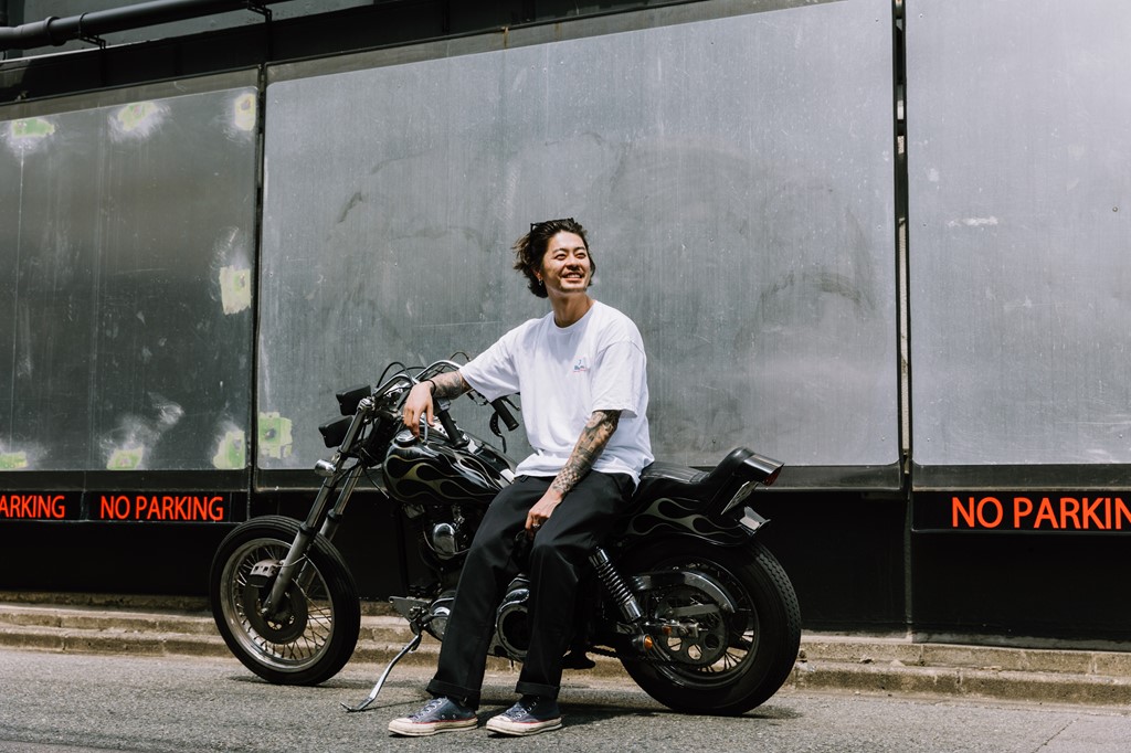 十代からスケートボードに没頭してきた男が、憧れを抱いたオールド