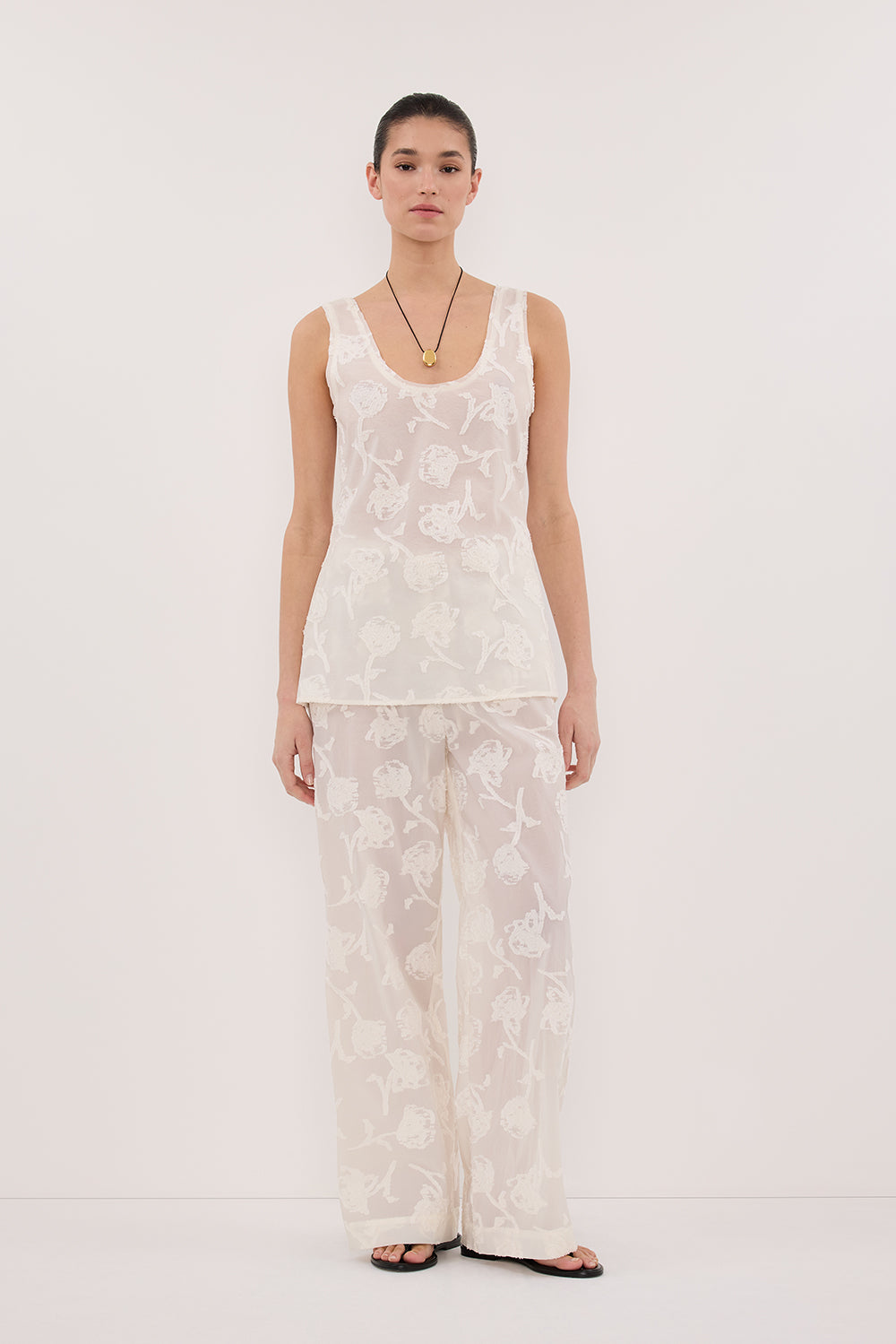 AZALEA OFF WHITE JACQUARD PANT – DISSH