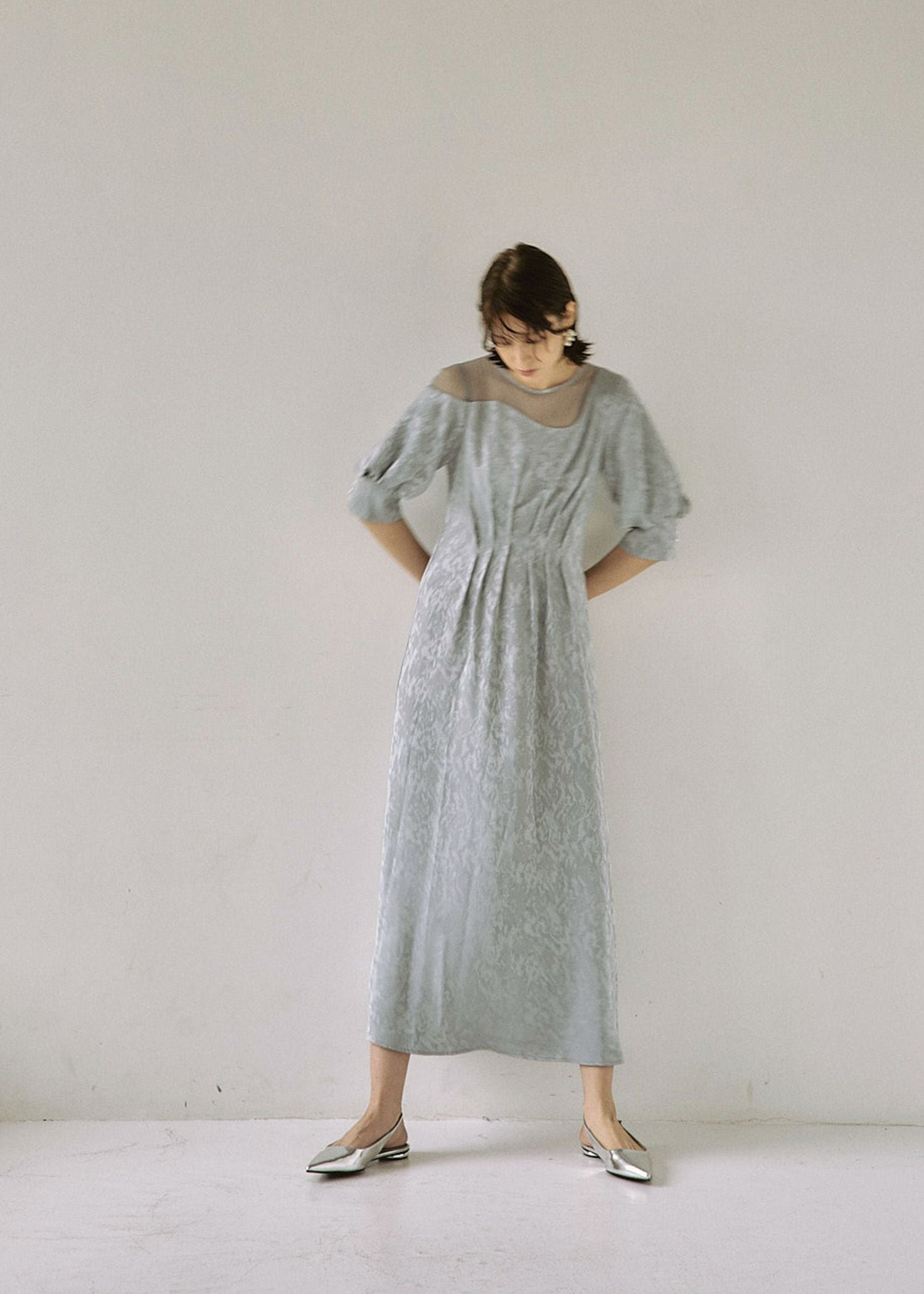 Meandering waist tuck flare dress｜LE'RURE