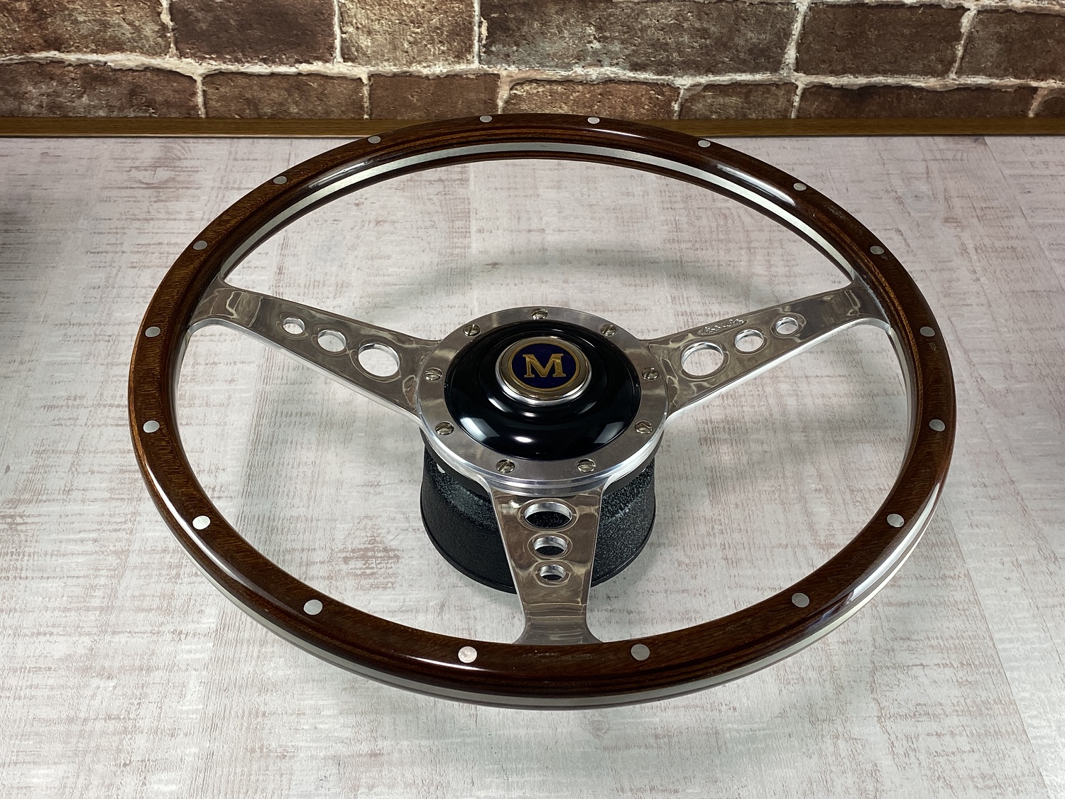 新製品】モトリタ用ホーンキャップ黒（96以前・97以降全対応）のご案内