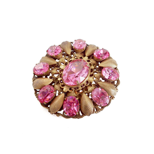 ピンクガラスのクリップブローチ