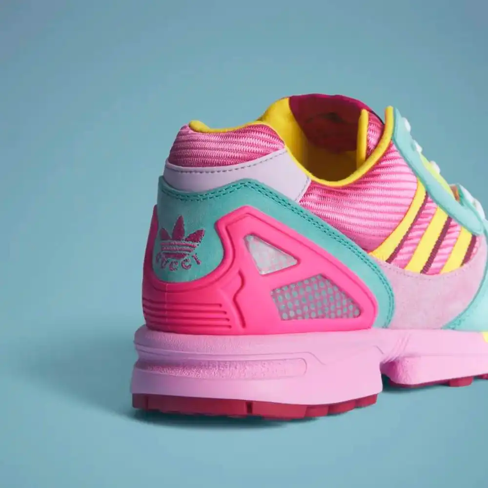 Gucci x adidas ZX8000 Pink Strata Feminino - Droper