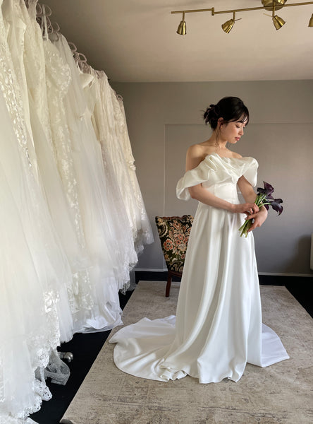 オフショルダー Aラインドレス ホワイト（W274WH）