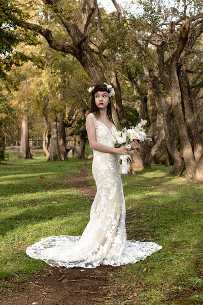 刺繍レース バックV マーメイドドレス（W176）