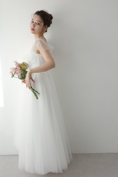 フレアスリーブ Vネック Aラインドレス（W209）