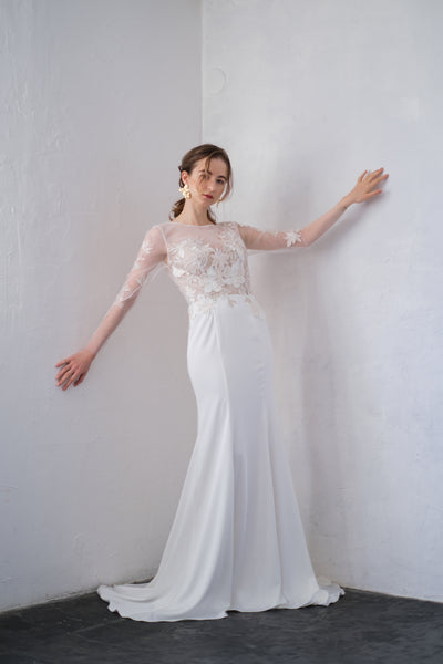 刺繍レース ロングスリーブ バックV ソフトマーメイドドレス（W249）