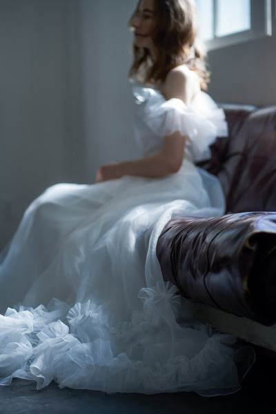 オフショルダー オーガンジー フリルドレス（W248）