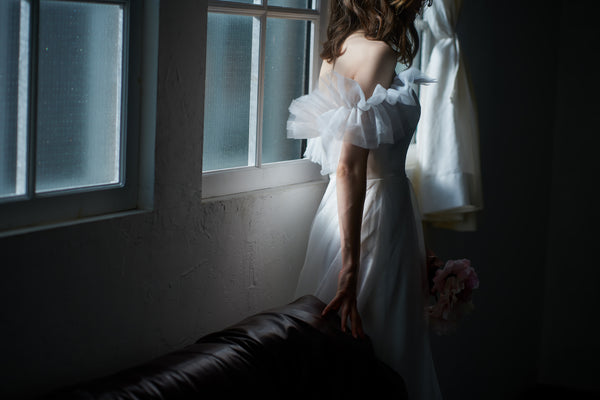 オフショルダー オーガンジー フリルドレス（W248）