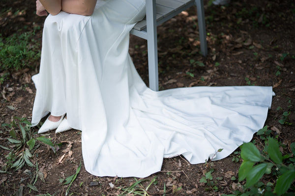 刺繍レース サテン ソフトマーメイドドレス（W224）