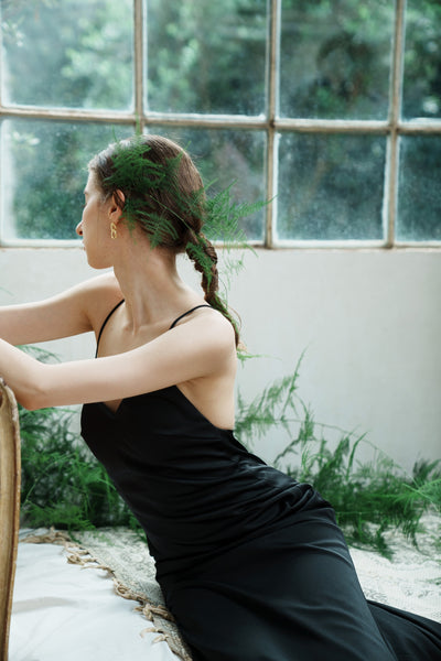 バッククロス キャミソールドレス ブラック（W261BK）