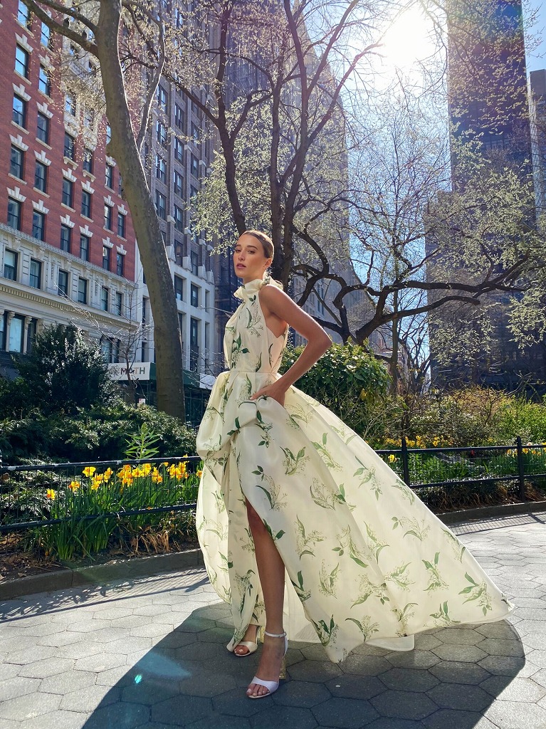 Monique Lhuillier (モニークルイリエ）レンタルドレス | 結婚式