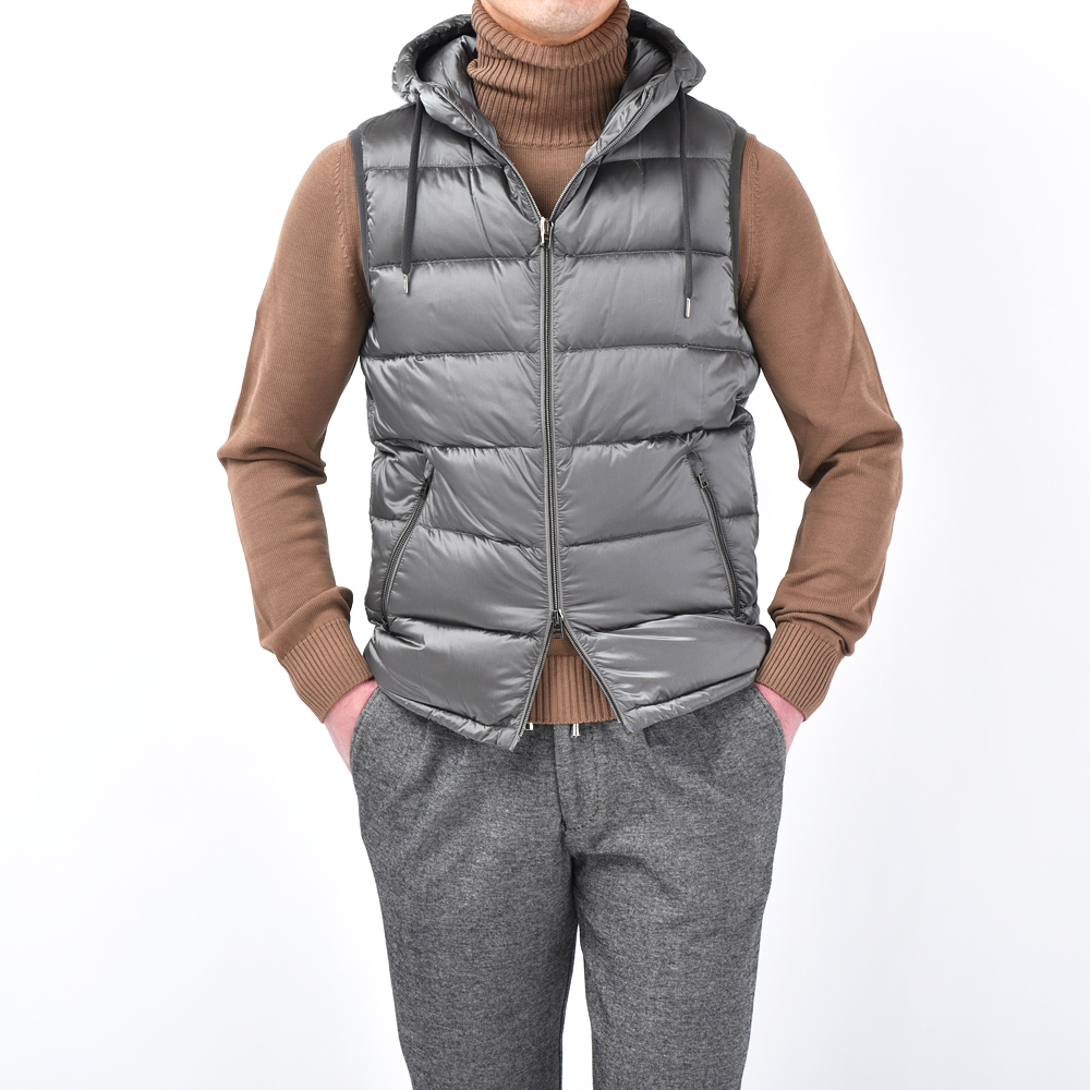 大人のダウンベスト！！HERNO RESORT リップストップナイロン