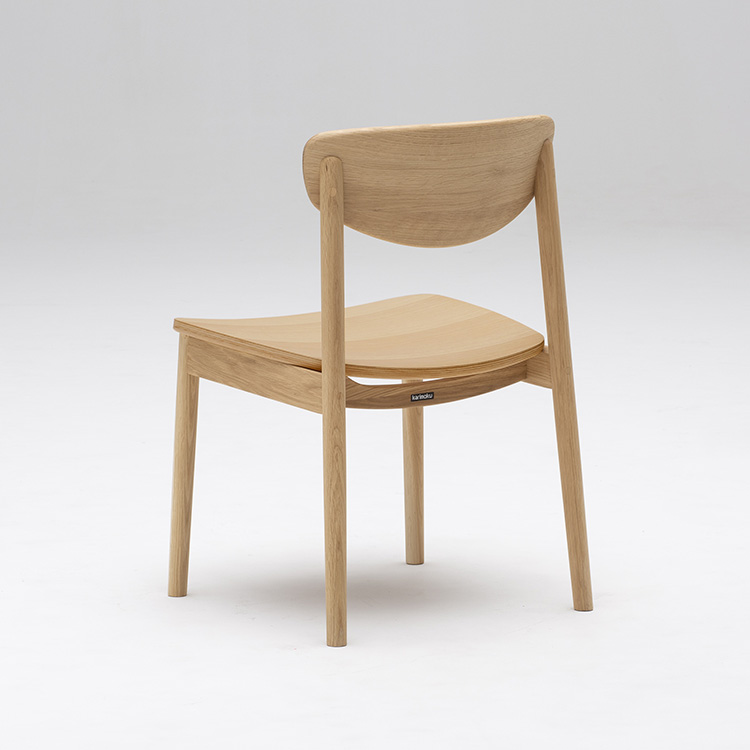 ③カリモク 椅子 幅465×奥行550×高さ875mm×座面の高さ410mm ③カリモク