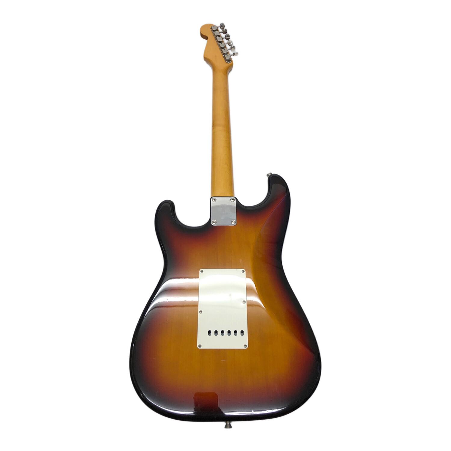 FENDER JAPAN (フェンダージャパン)ST62 ストラトキャスター ※ トラス
