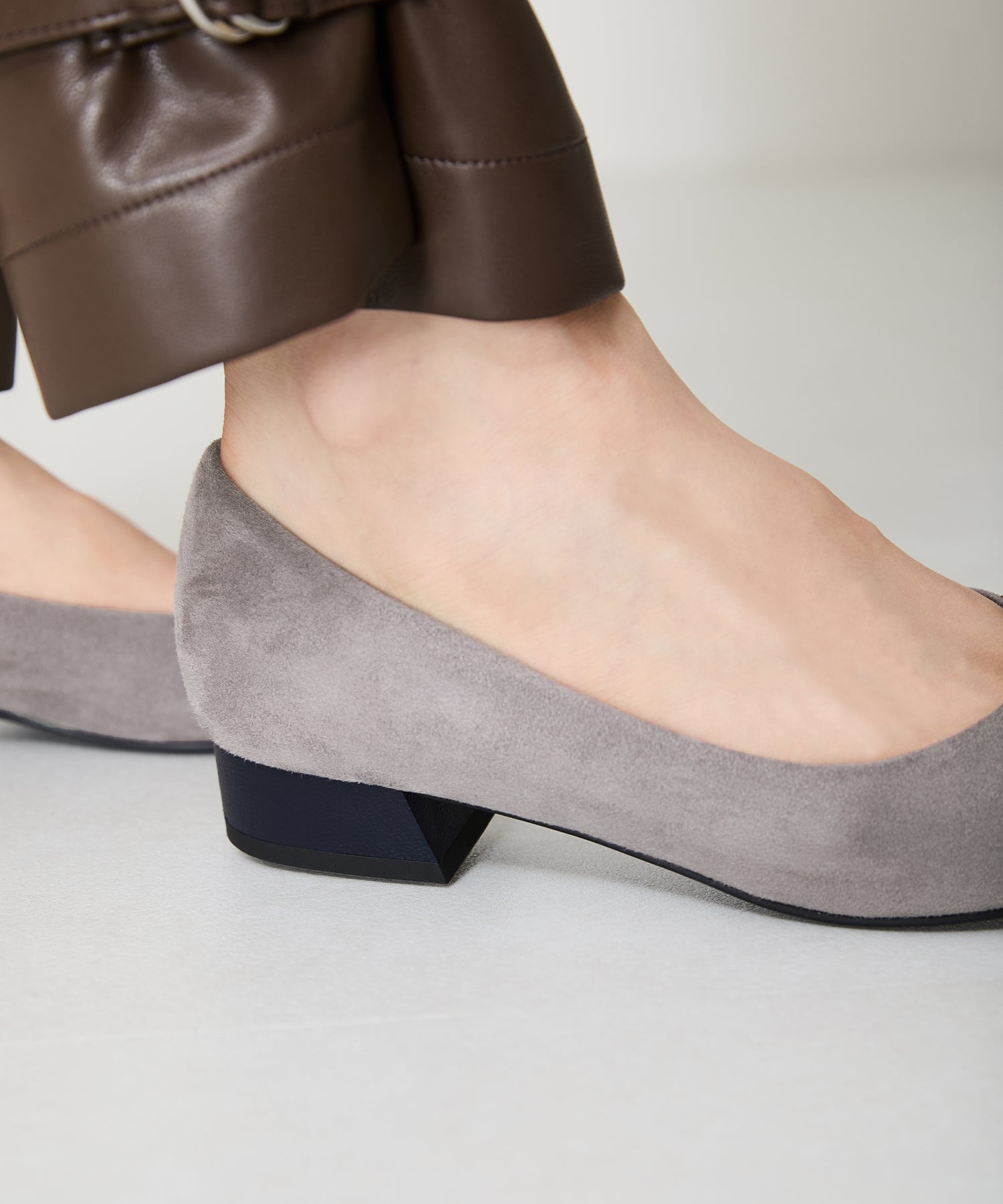 バイカラーポインテッドトゥパンプス/42302 – ORIENTALTRAFFIC