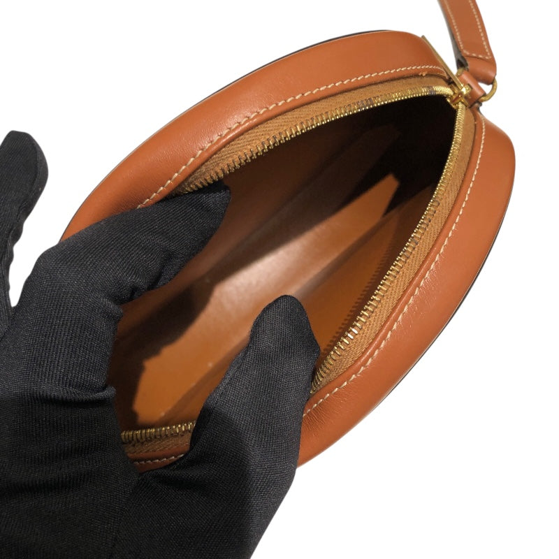 セリーヌ CELINE オーバルパース キュイル トリオンフ ショルダー