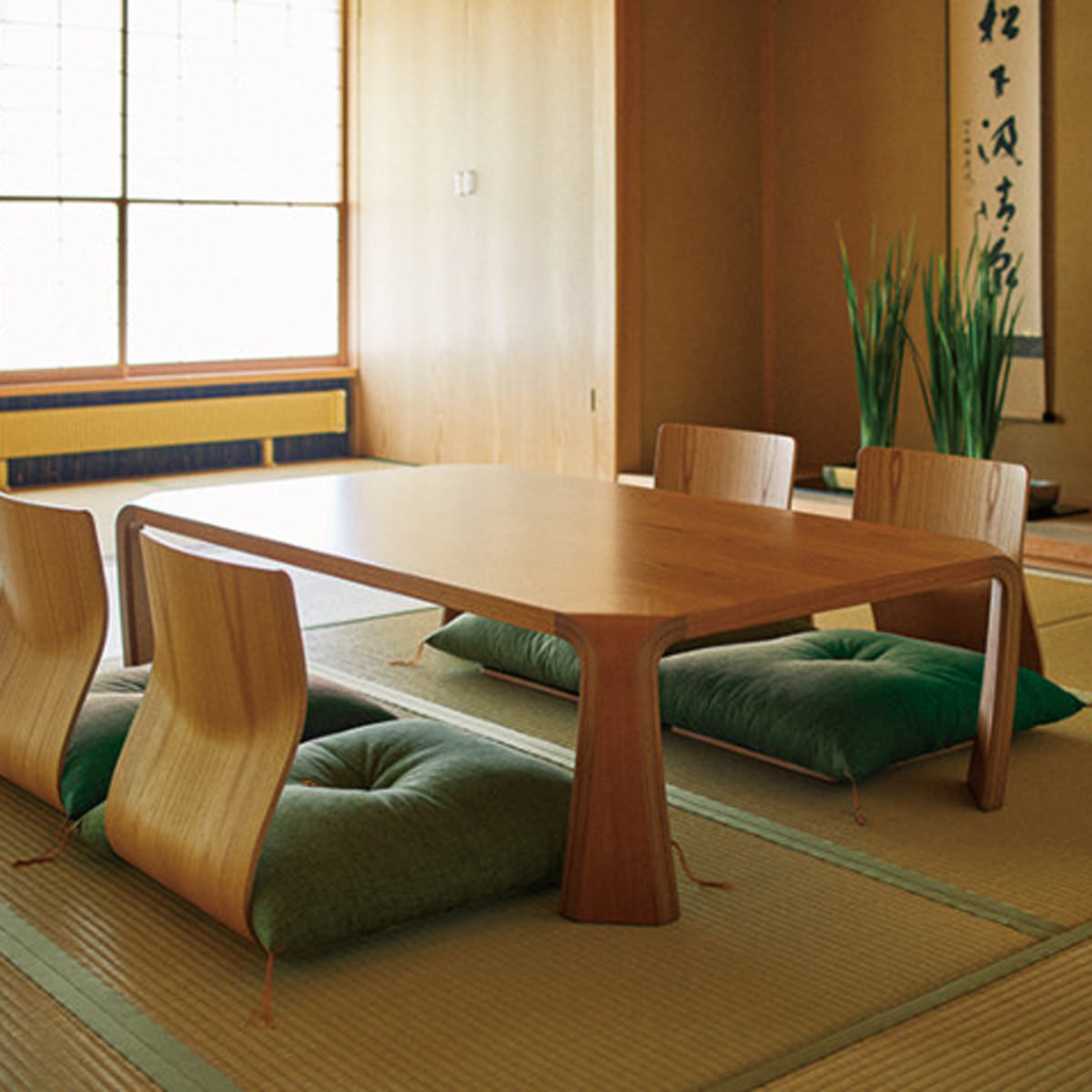 受注生産 天童木工 座椅子 ケヤキ板目 〔幅33×奥行49×高さ40×座面の高