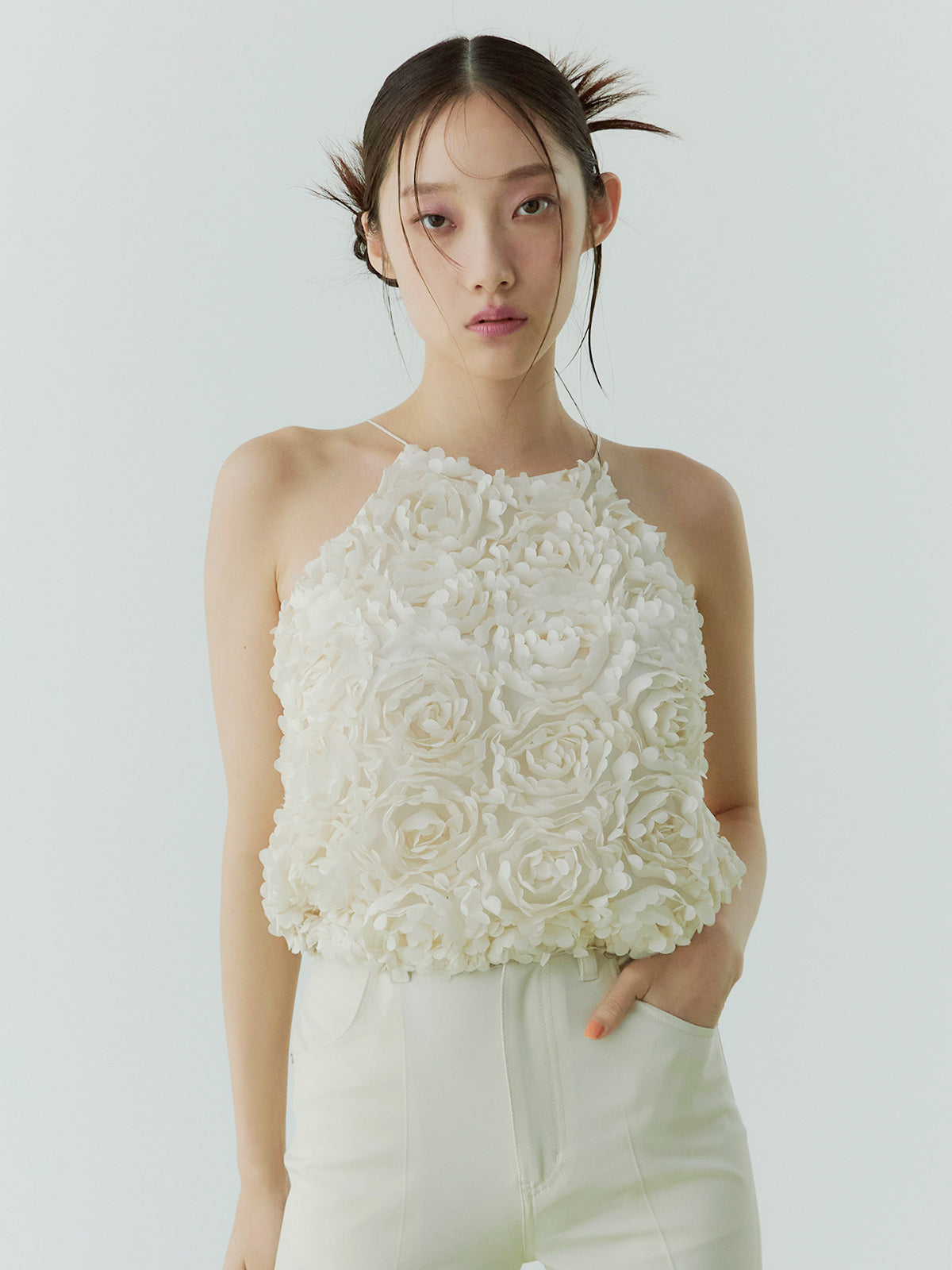 ボリュームフラワーモチーフアメスリトップス