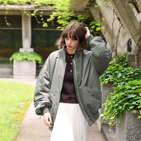 SACRA(サクラ)｜プレミアムシルクコットンシャツ/チャコール の通販