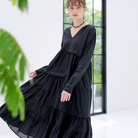 Merlette(マーレット)｜BYWARD ギャザースリーブ ティアードドレス