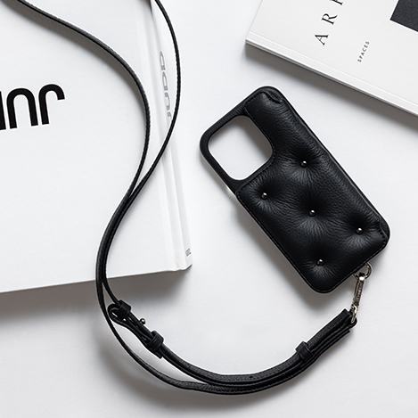 DEMIU(デミュウ)｜iPhone14 BALLON CINQ/ブラック×ブラックスタッズ の