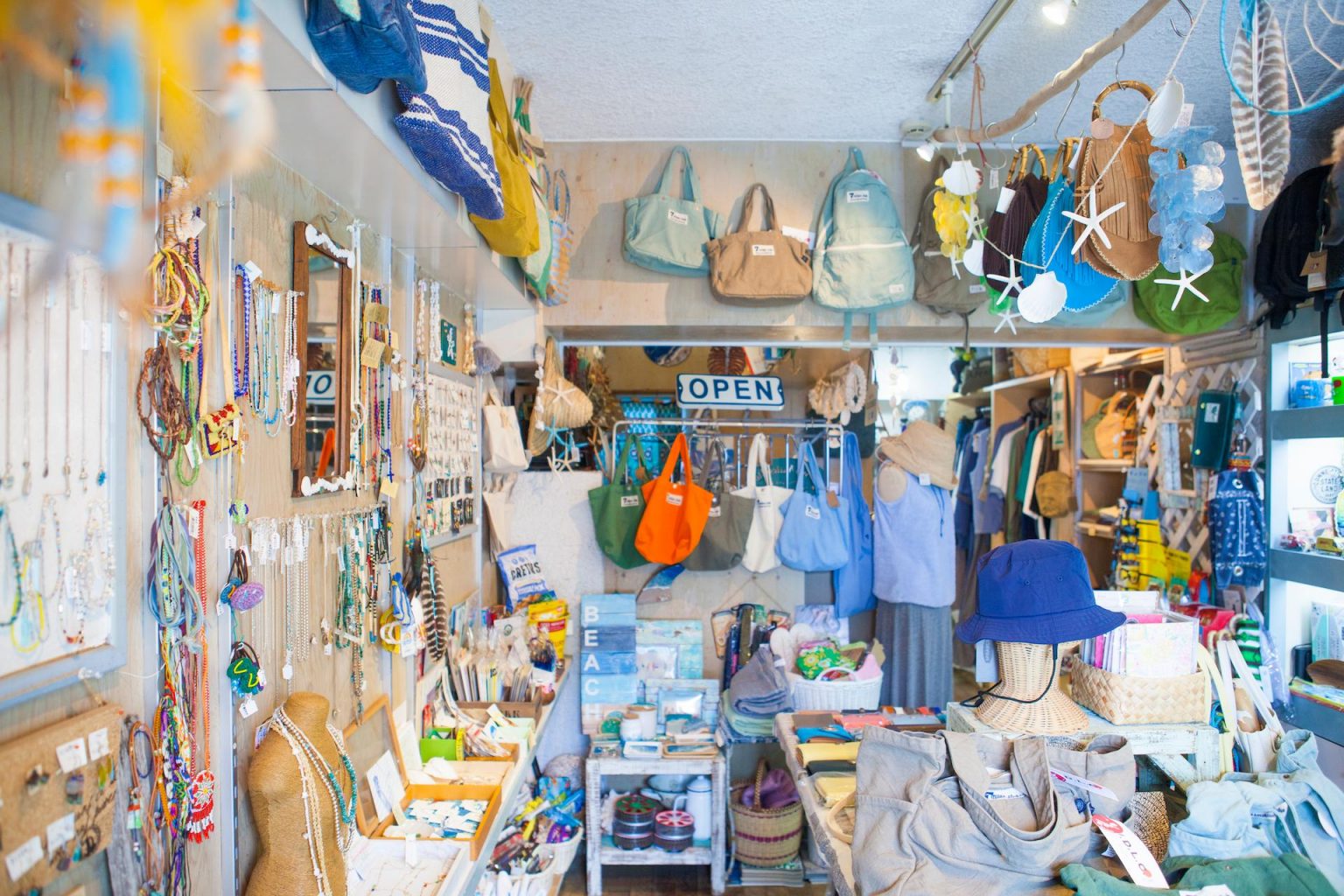 Seven Miles Club|スポット情報｜江の島・鎌倉ナビ｜江ノ島と鎌倉の