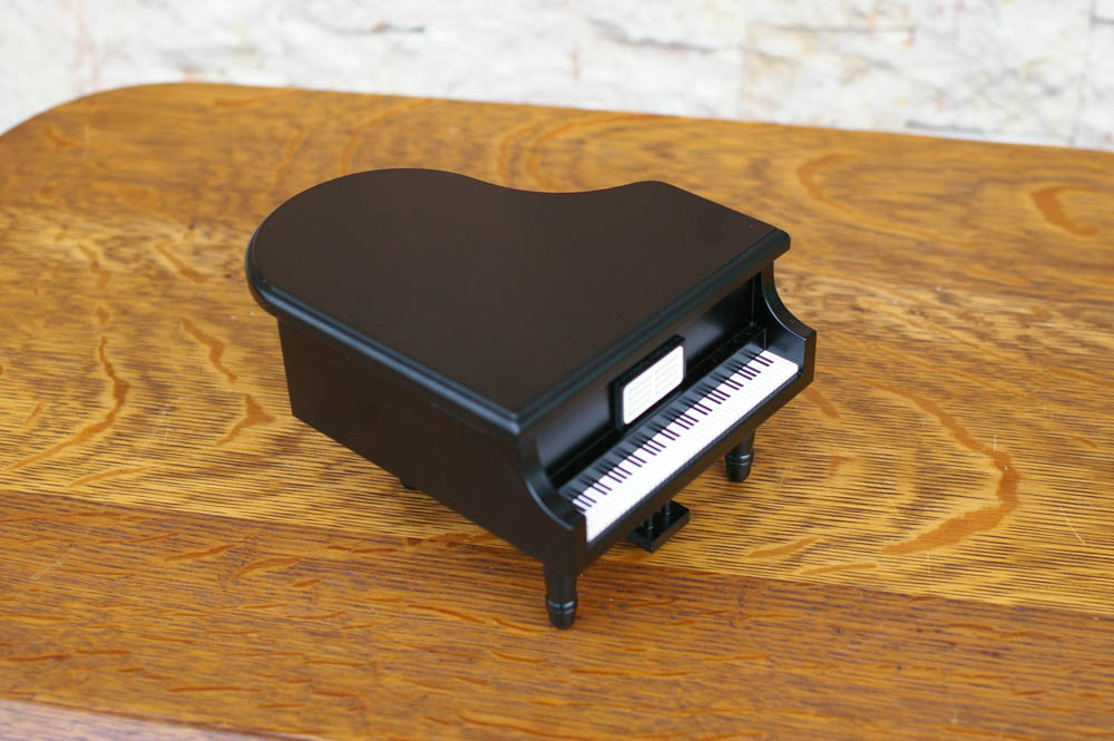 18弁オルゴール用 木製グランドピアノケース 黒M