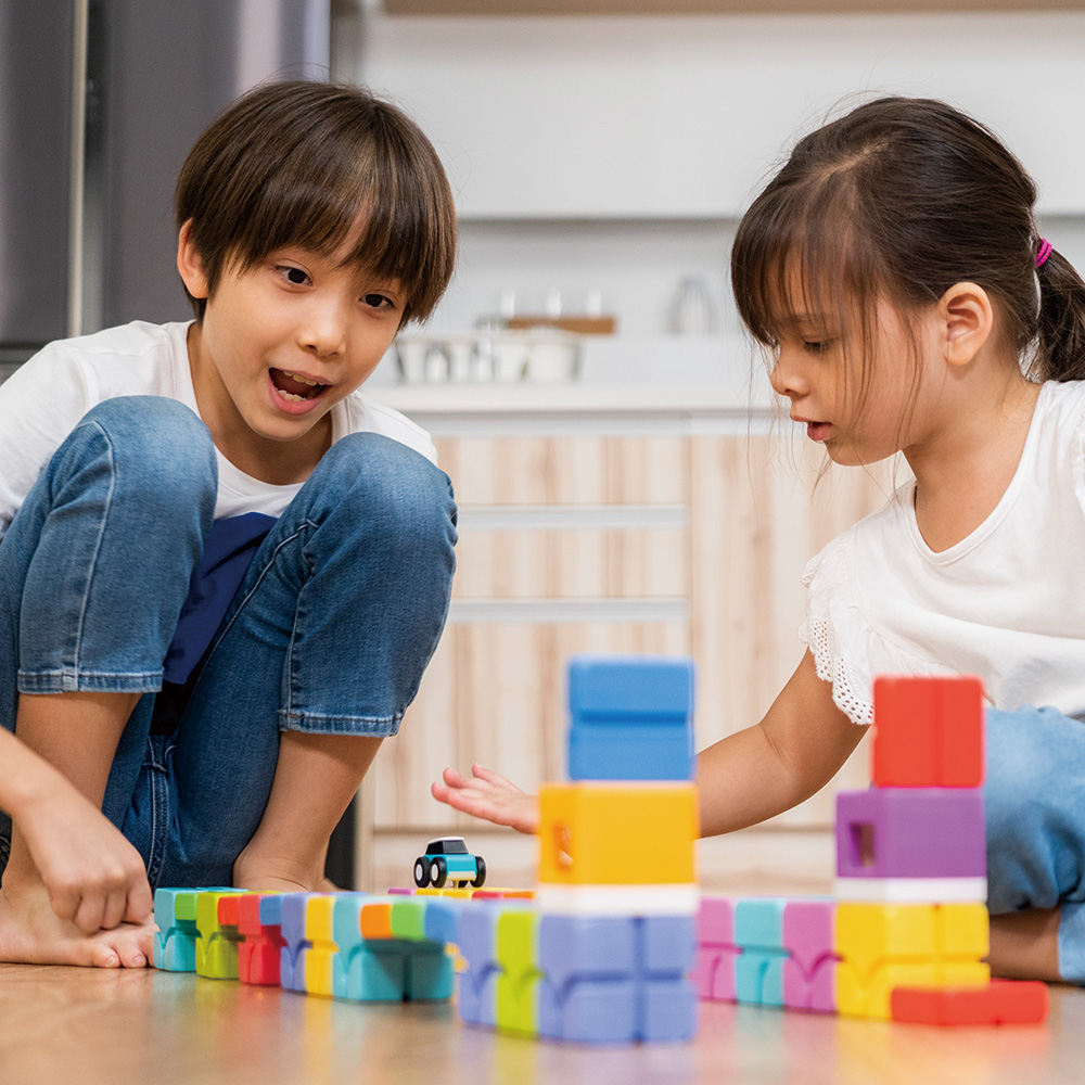 Qbi Explorer Kids 軽量ブロック4個セット(ピンク) | ENGAGING TOYS