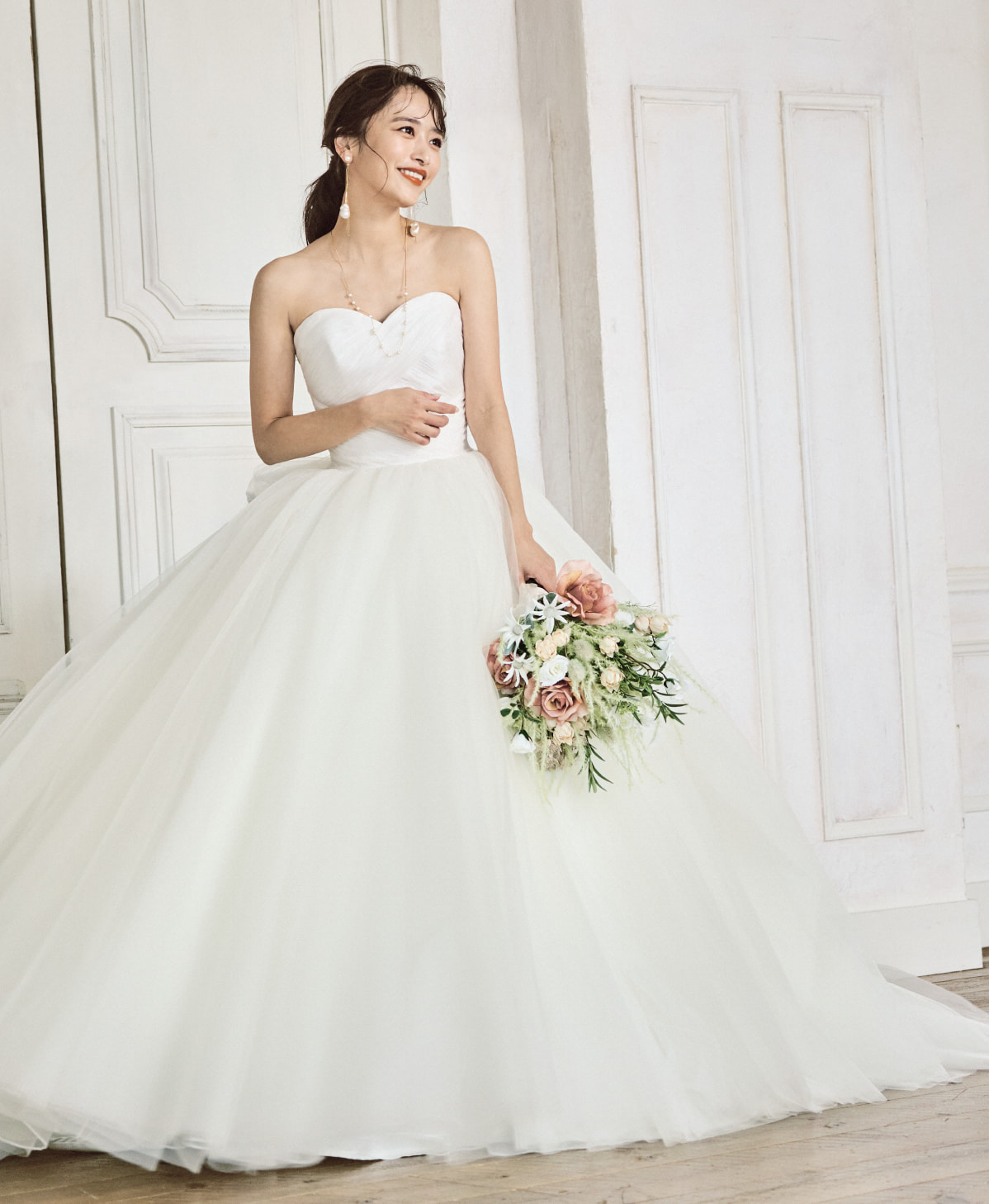 CHIHIRO Kondo | enine enne | ウェディングドレス・タキシード | 企画